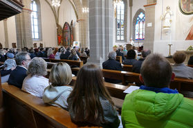 Feier der 1. Heiligen Kommunion in Sankt Crescentius (Foto: Karl-Franz Thiede)